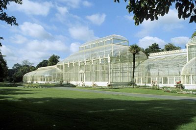 Image outside the National Botanic Gardens, glasshouse and greenhouse type building